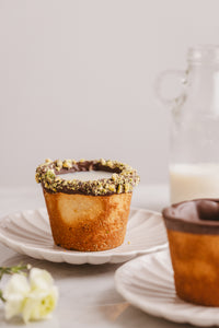 Vaso de galleta con chocolate y pistacho